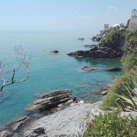 Un Tuffo In Mare Apartment Genoa Exterior photo
